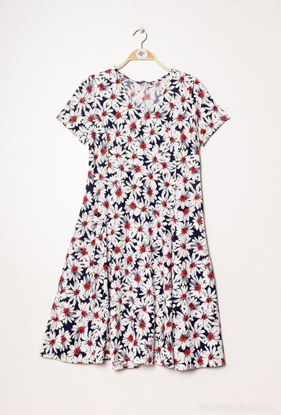 Immagine di CURVY GIRL GREAT FITTING PRINTED FLARED DRESS
